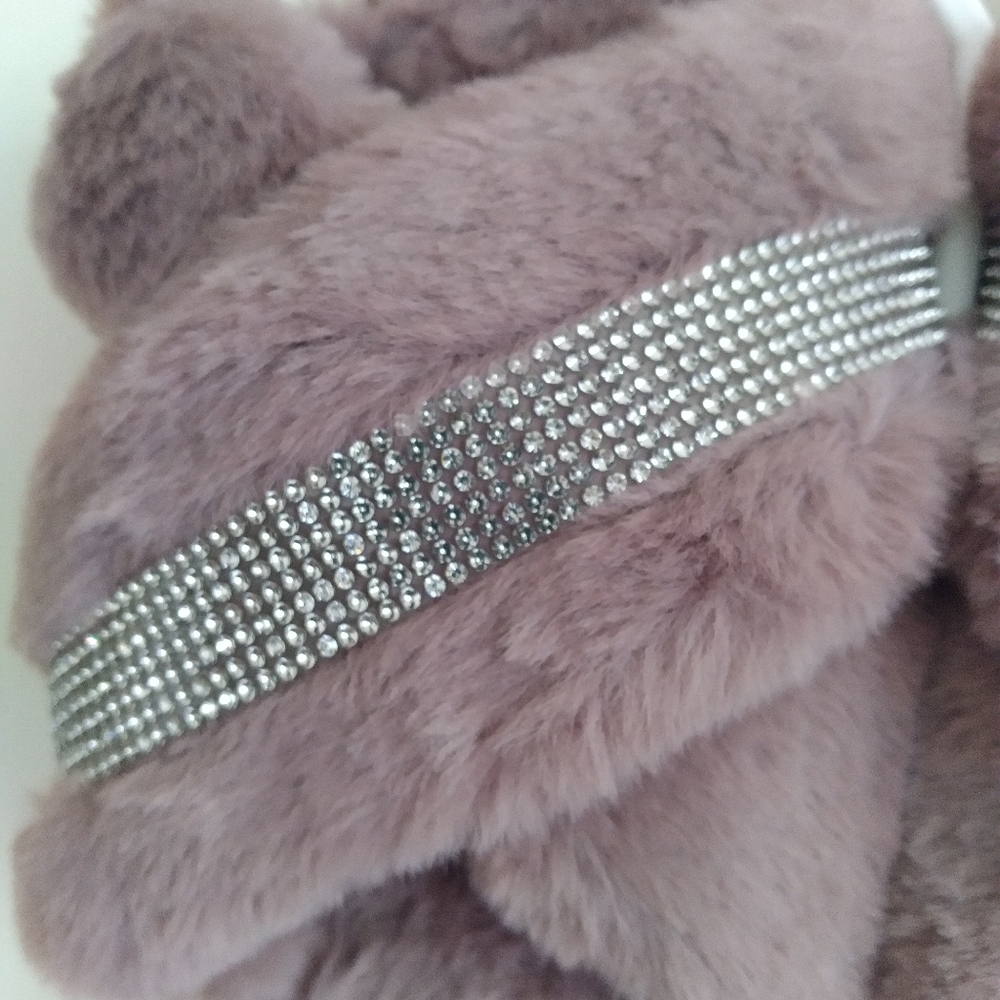 CLEO blush criss cross rhinestone House slippers, US 40/41, NEW - Picture 15 of 15